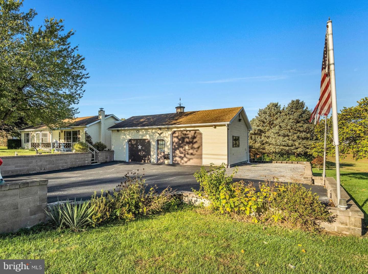 18 Lebo Road photo 1