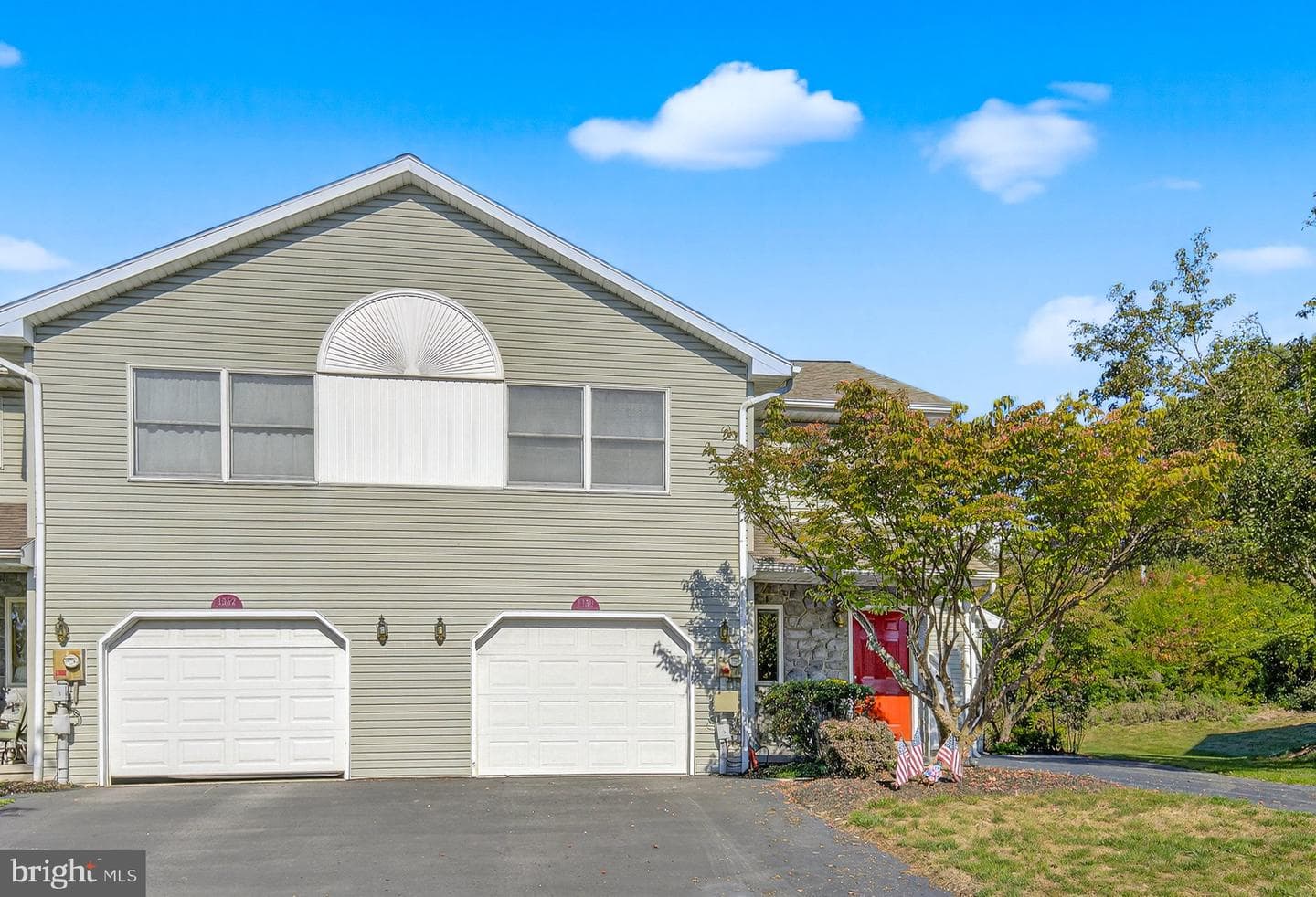 1350 Sugar Maple Court photo 1