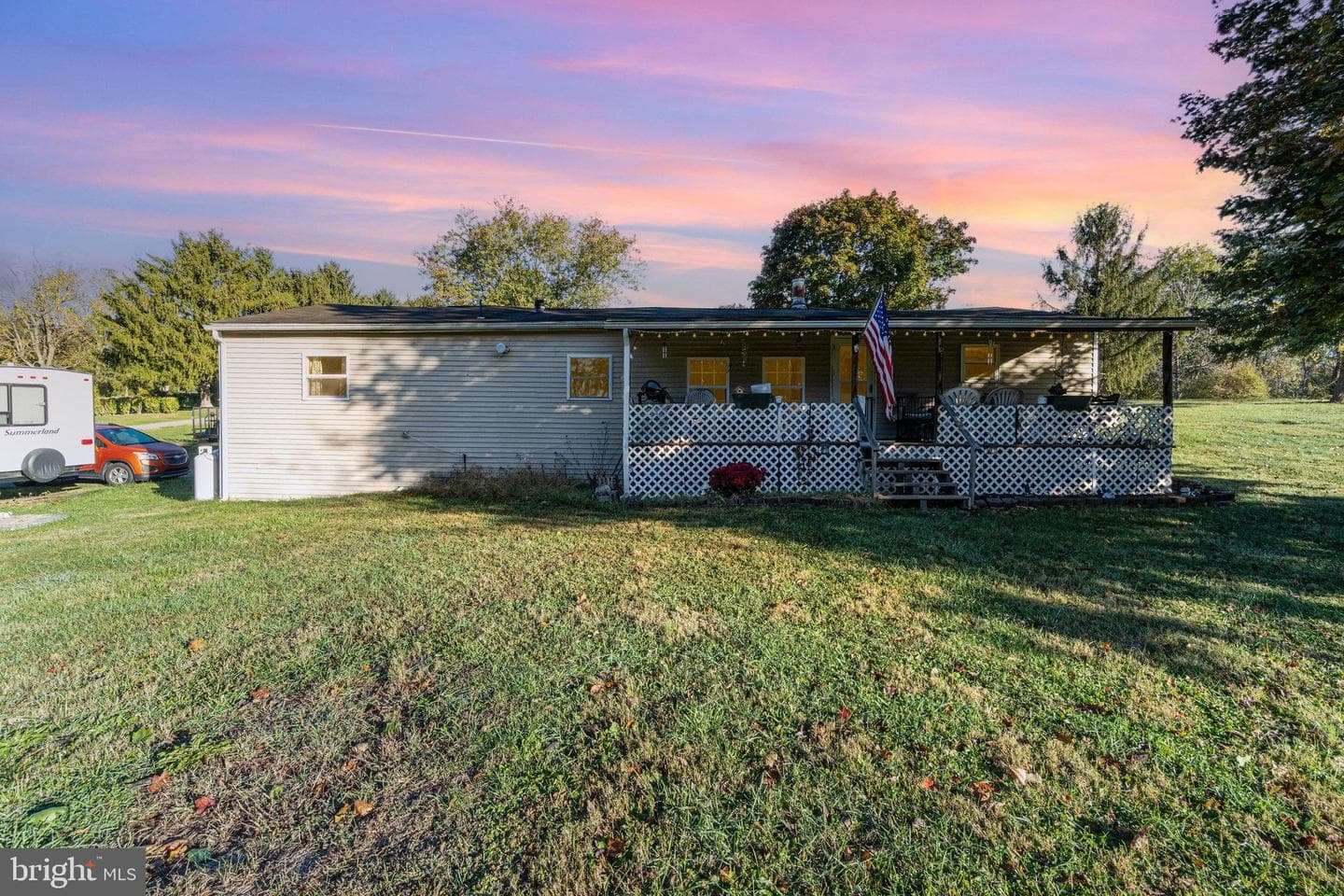 137 Oak Flat Road photo 1