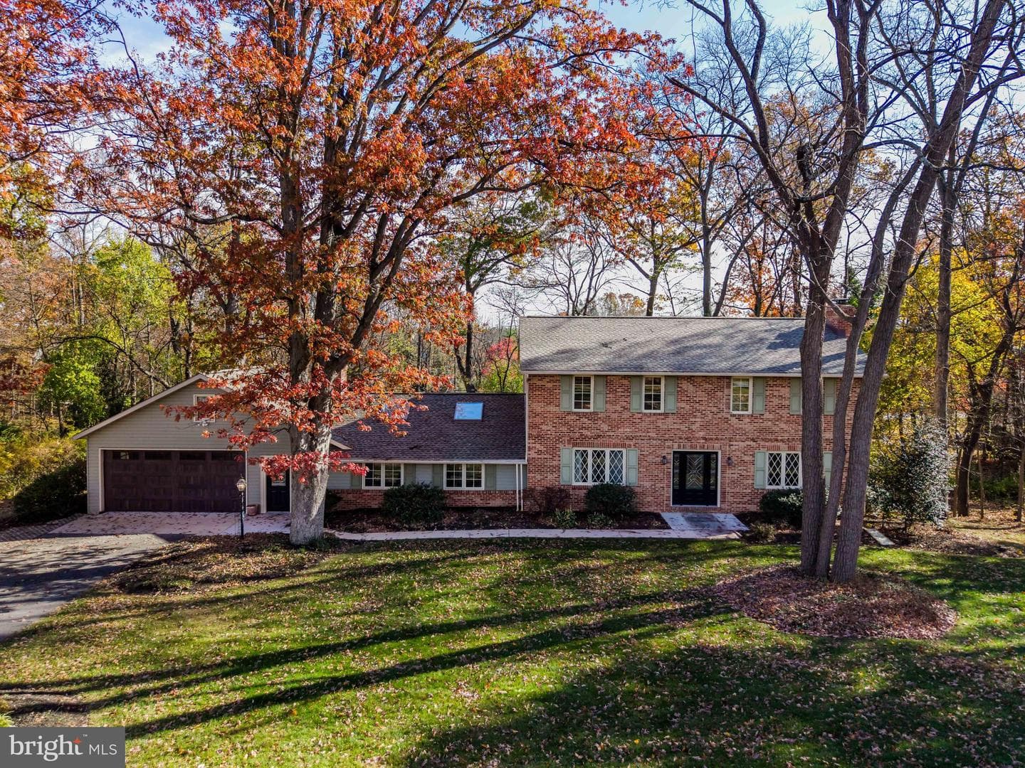 255 Hickory Road photo 1
