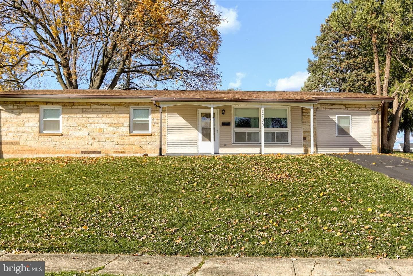 4709 Delbrook Road photo 1