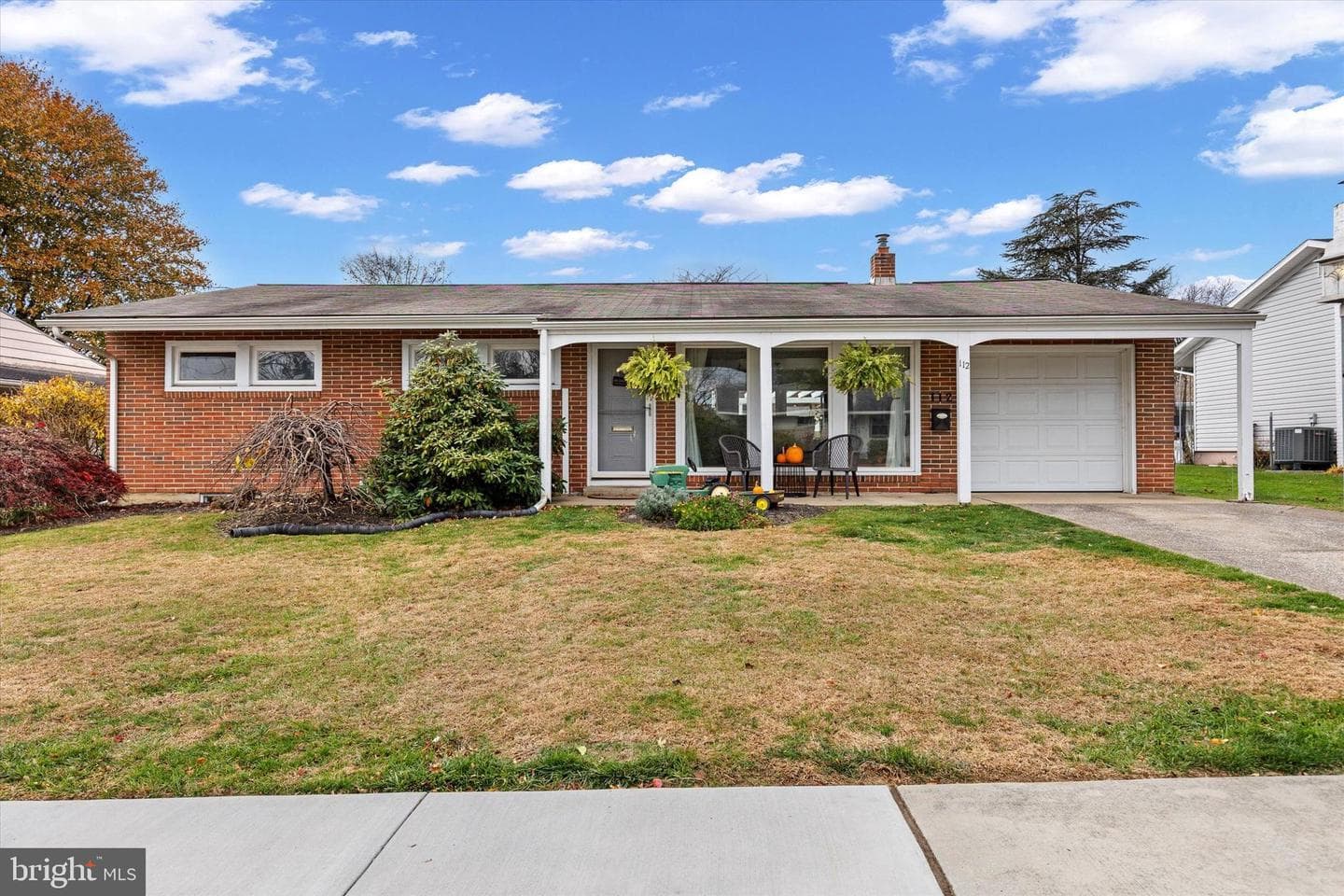 112 Runson Road photo 1