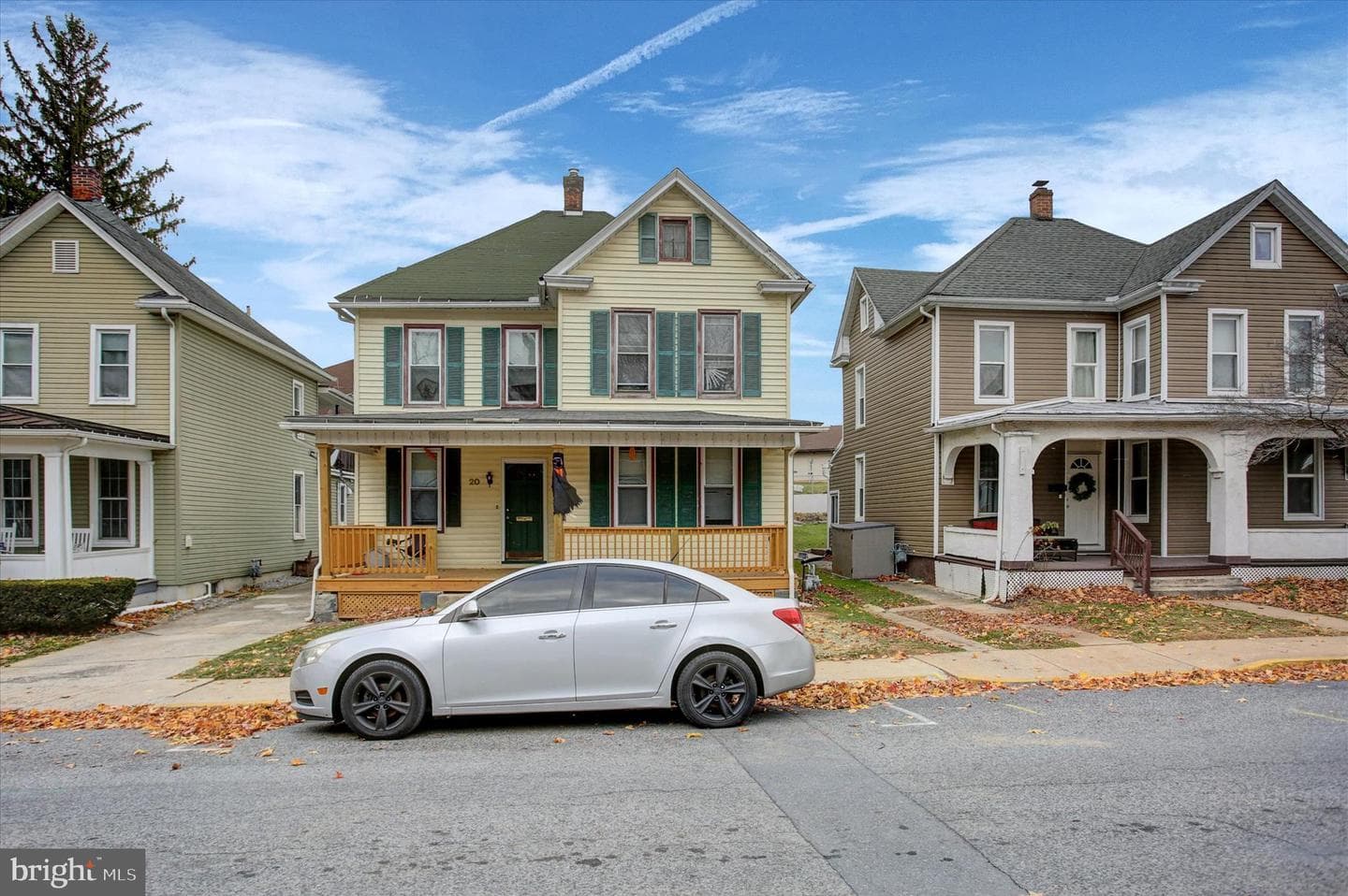 20 Richard Avenue photo 1