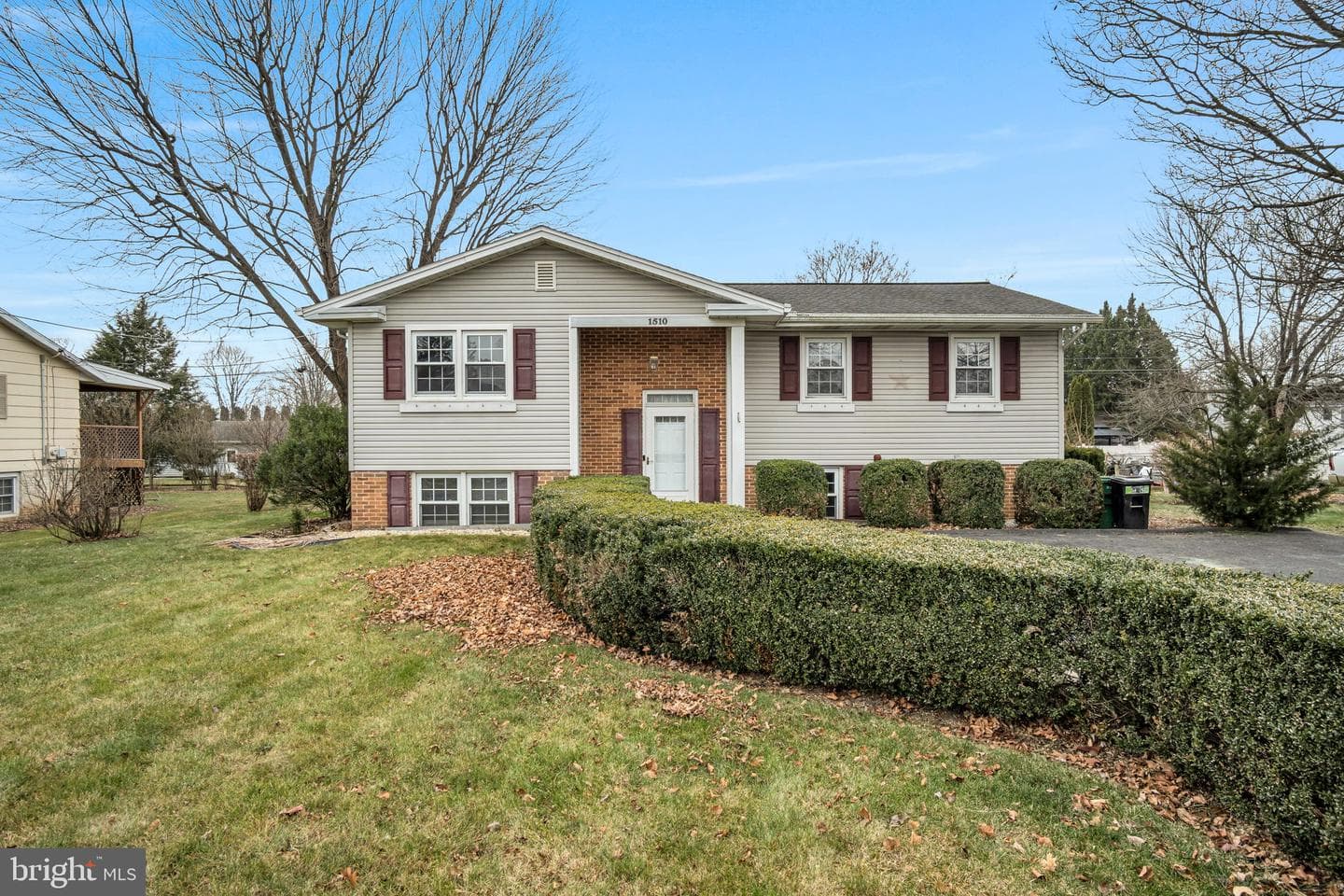 1510 Hemlock Avenue photo 1