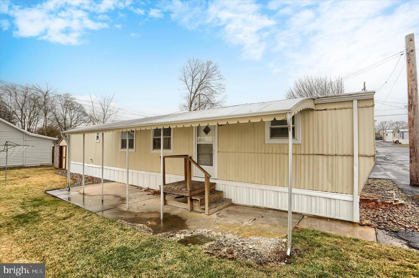 850 Orchard Avenue photo 1