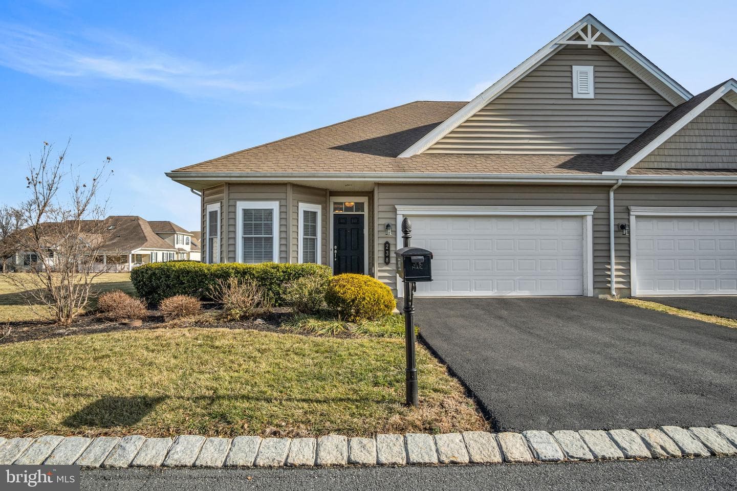 238 Colonial Drive photo 1