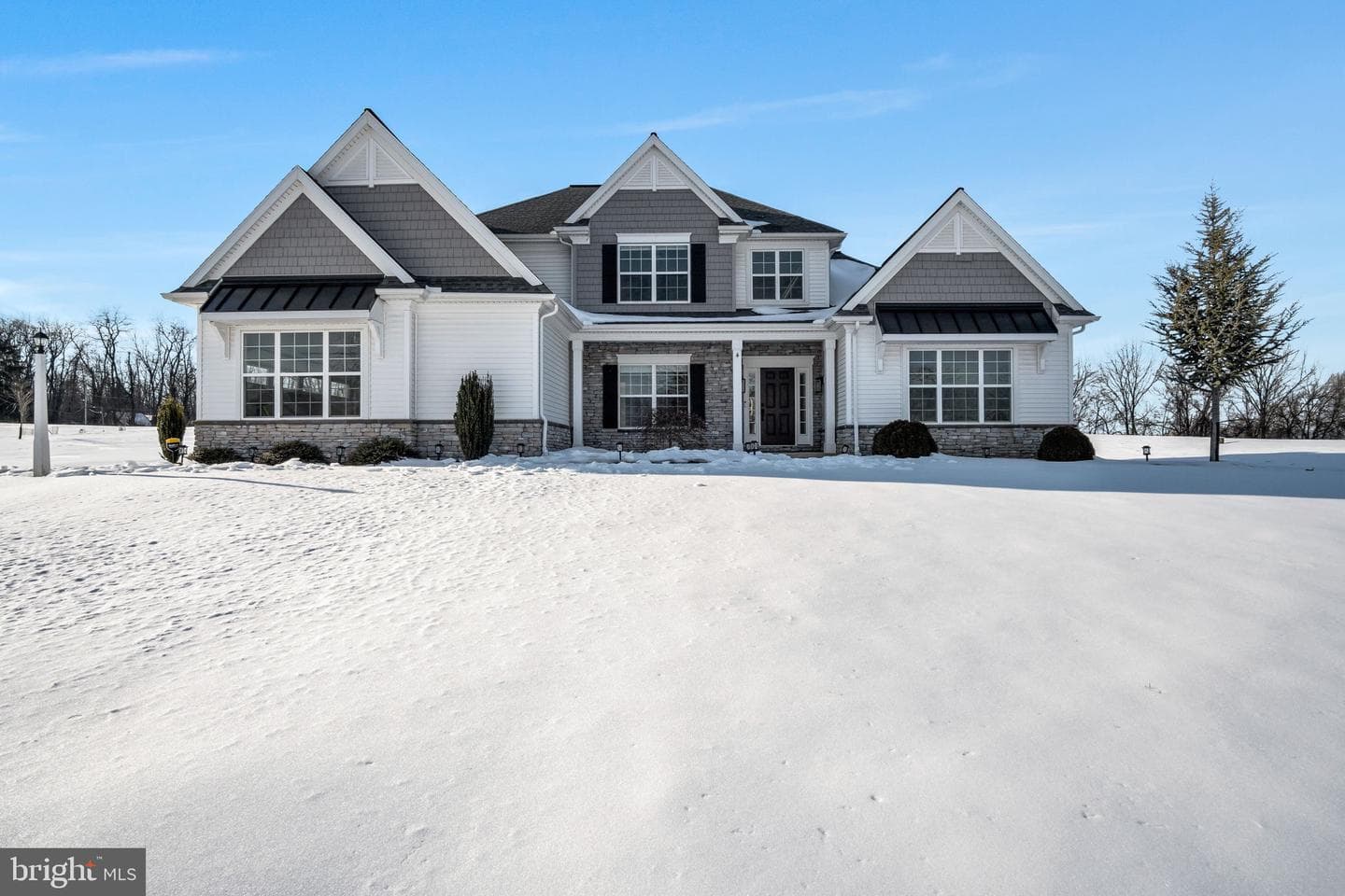 4 Peyton Drive photo 1