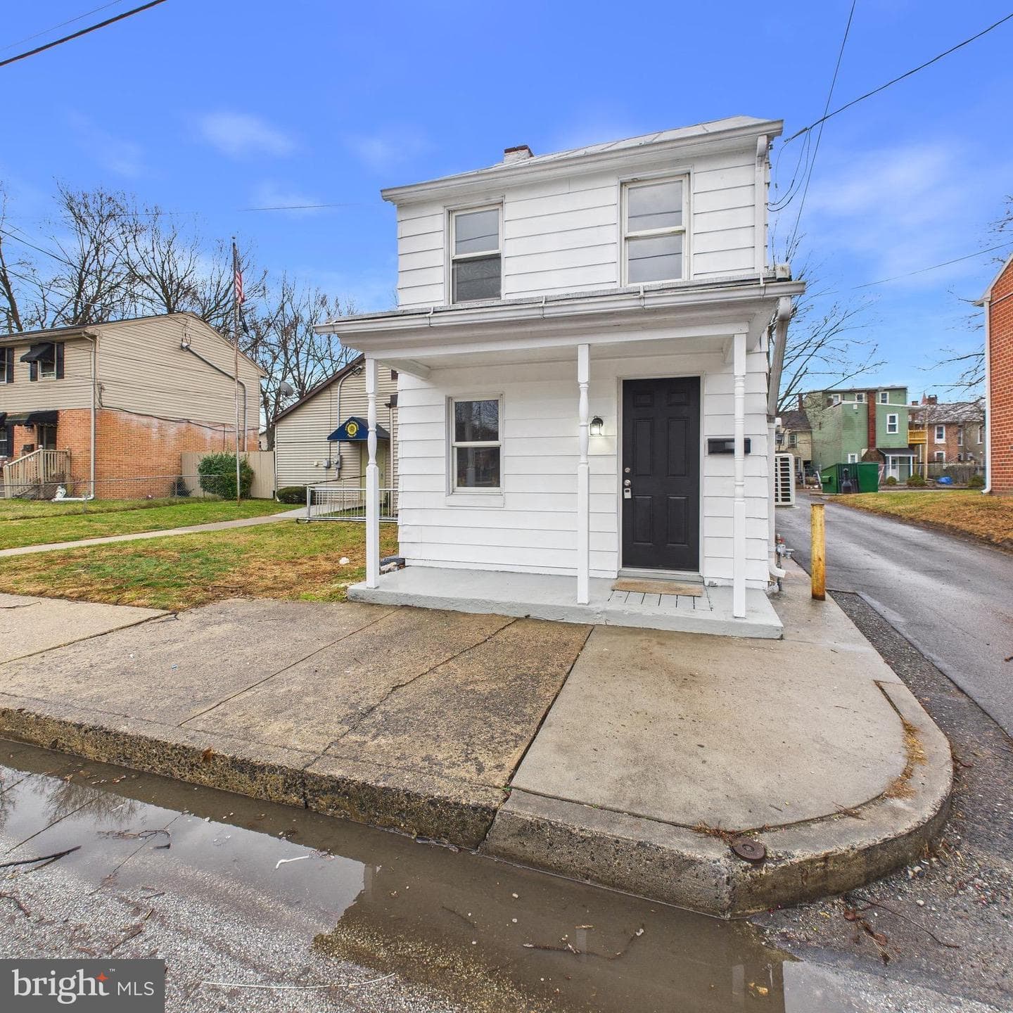 150 W Penn Street photo 1