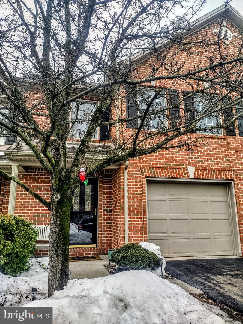 2208 Gleim Court photo 1