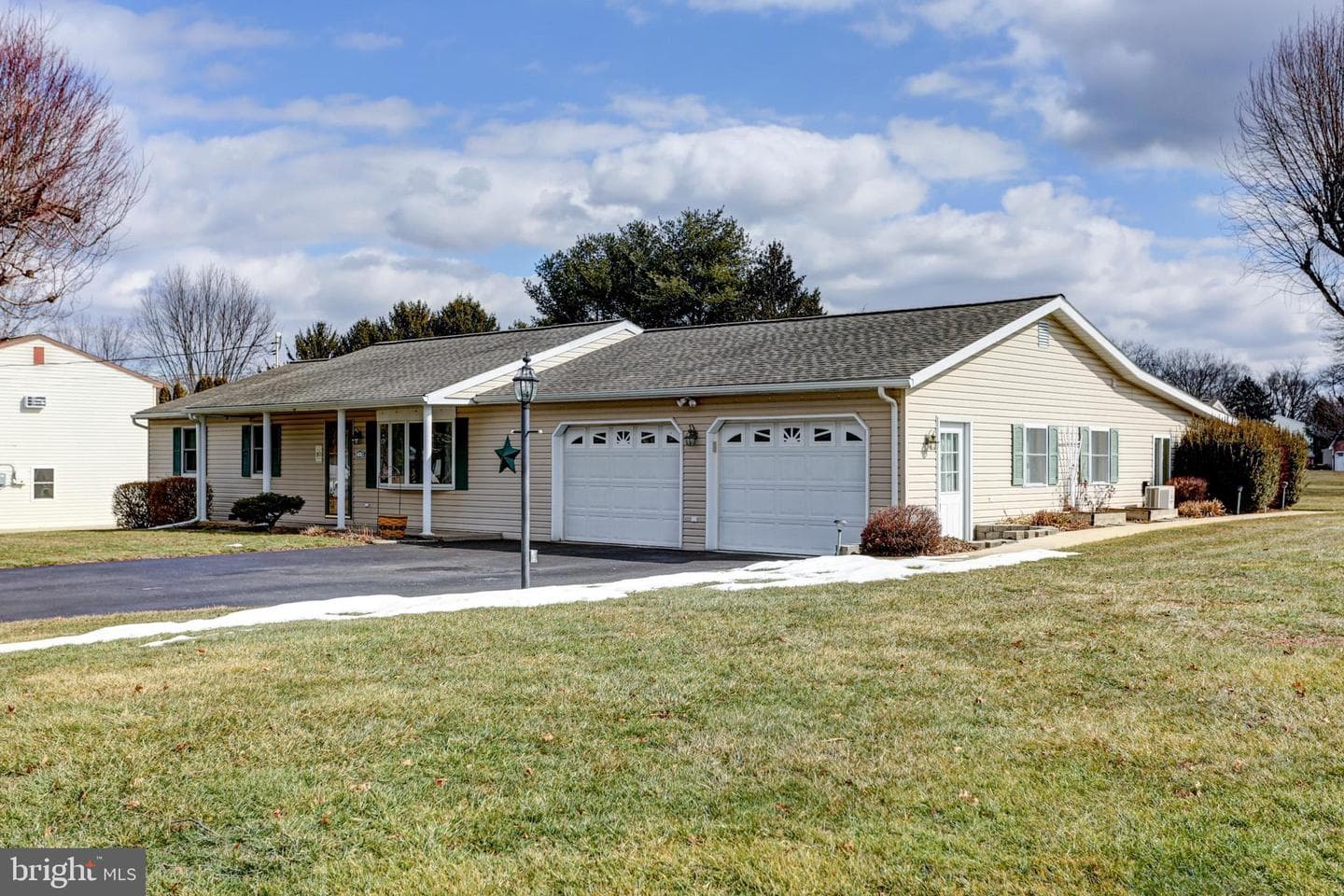 339 Stoner Road photo 1