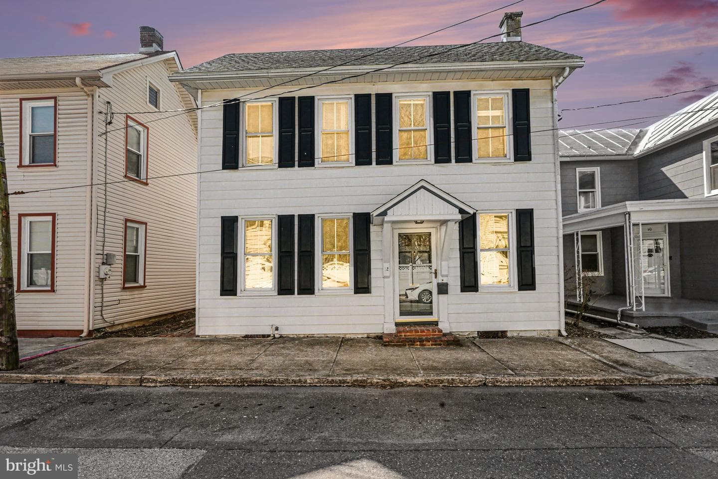 12 S Washington Street