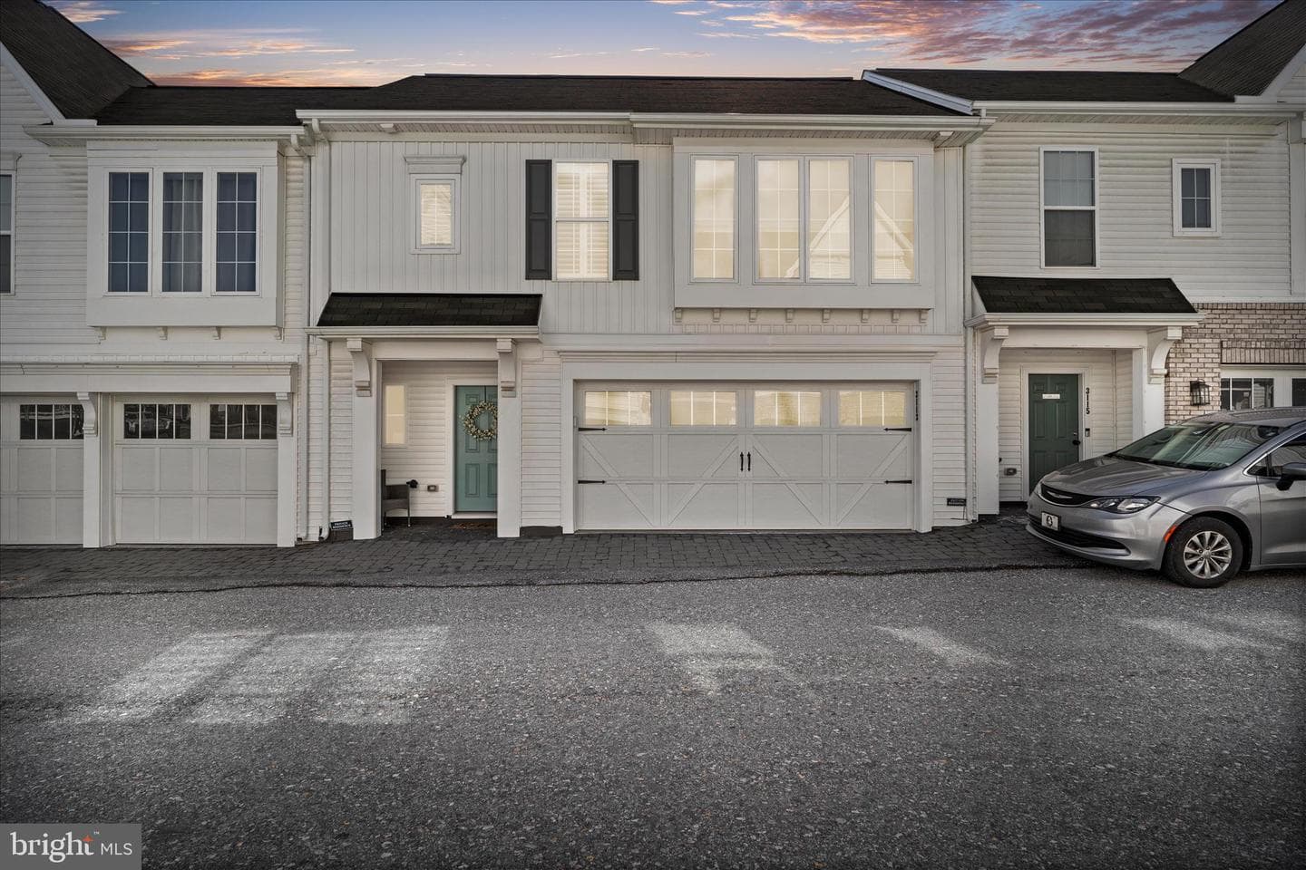 3113 Grove Court