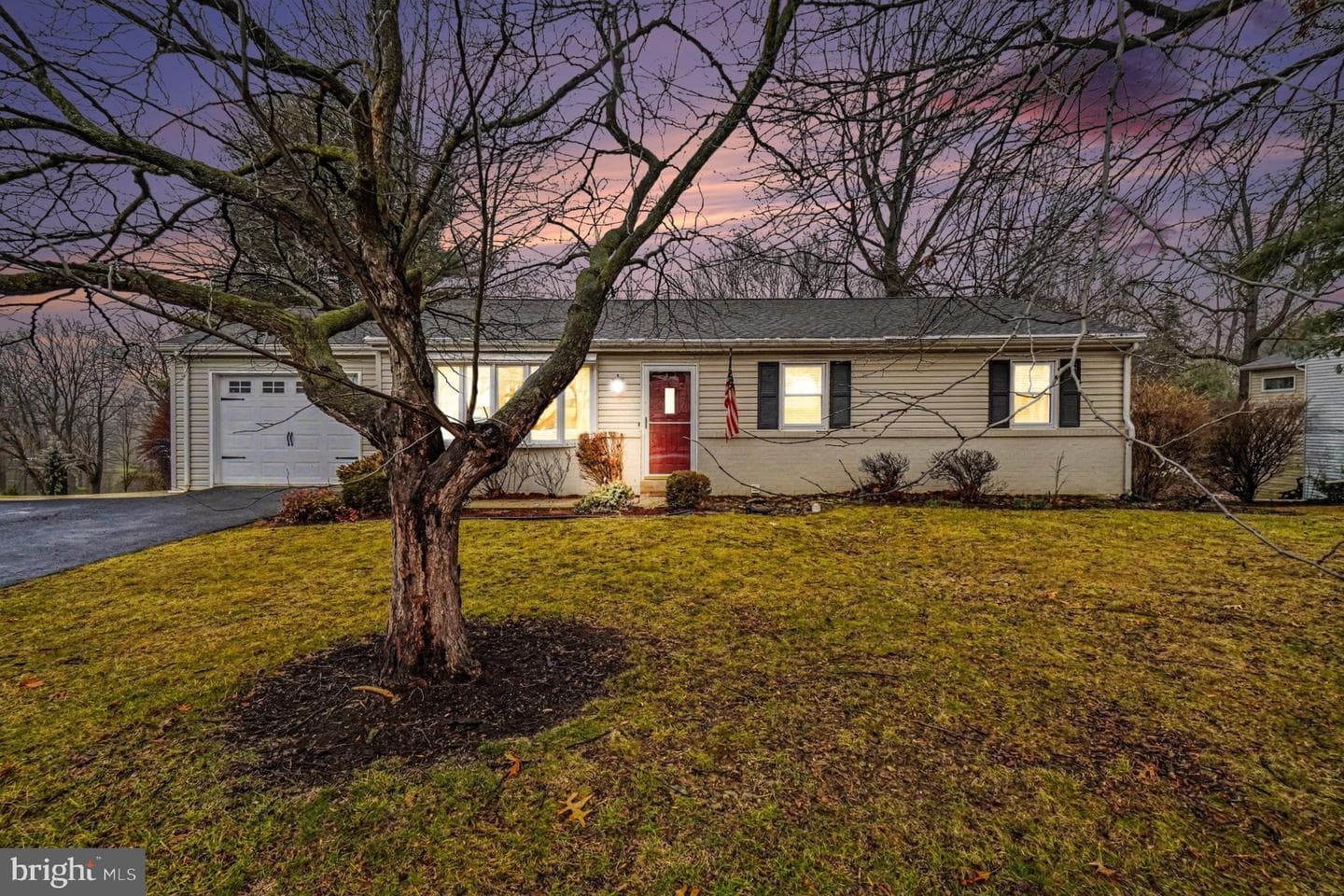 6406 Cannon Drive photo 1