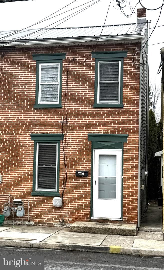412 N West Street photo 1