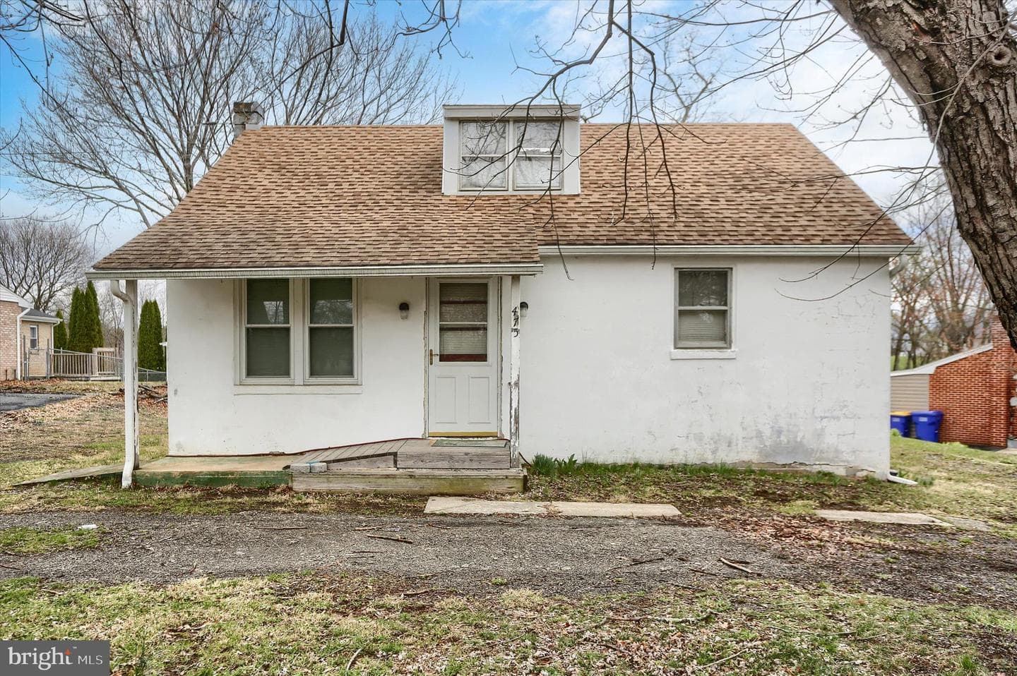 475 Wolfs Bridge Road photo 1