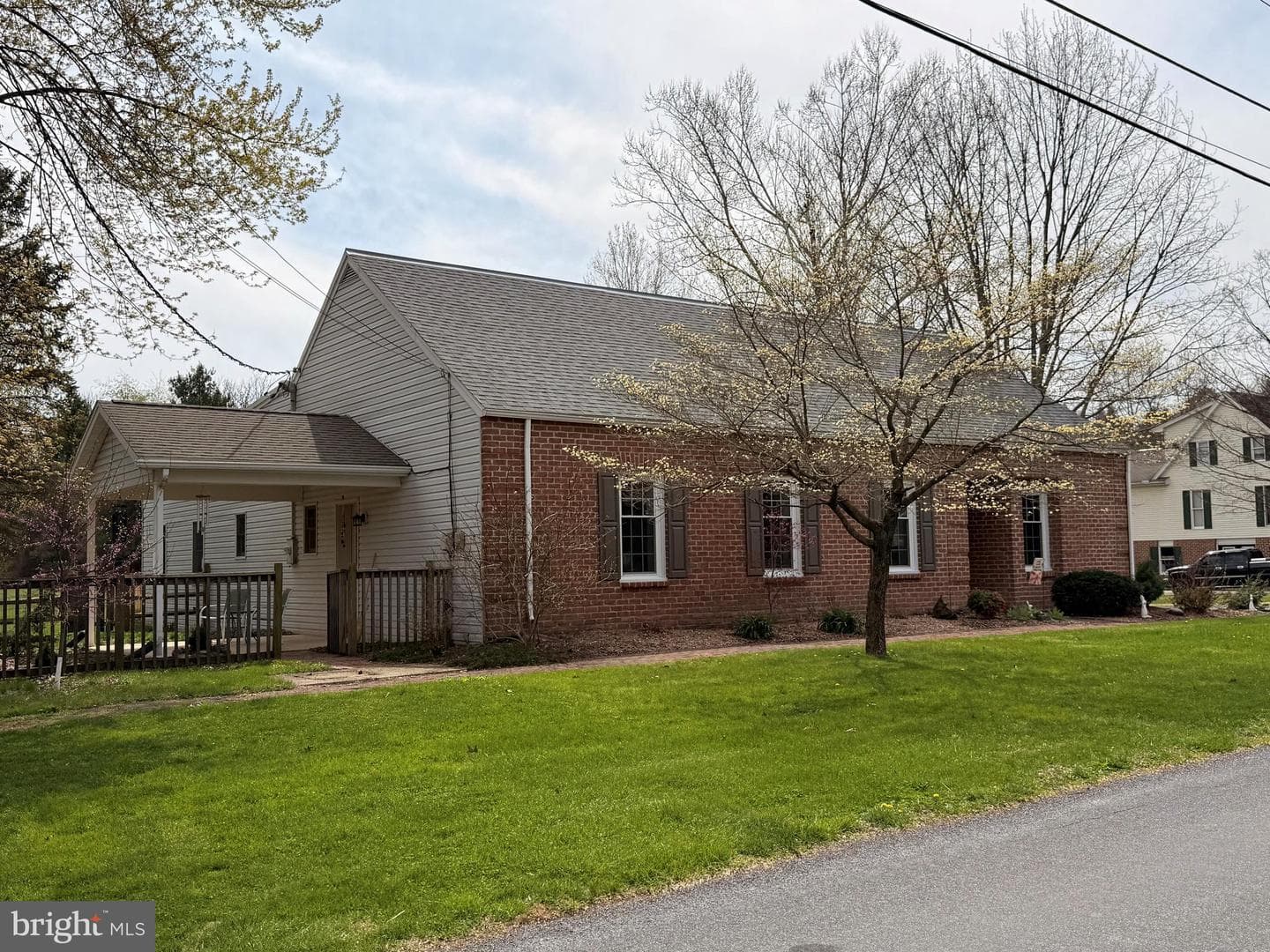 195 E Yellowbreeches Road photo 1