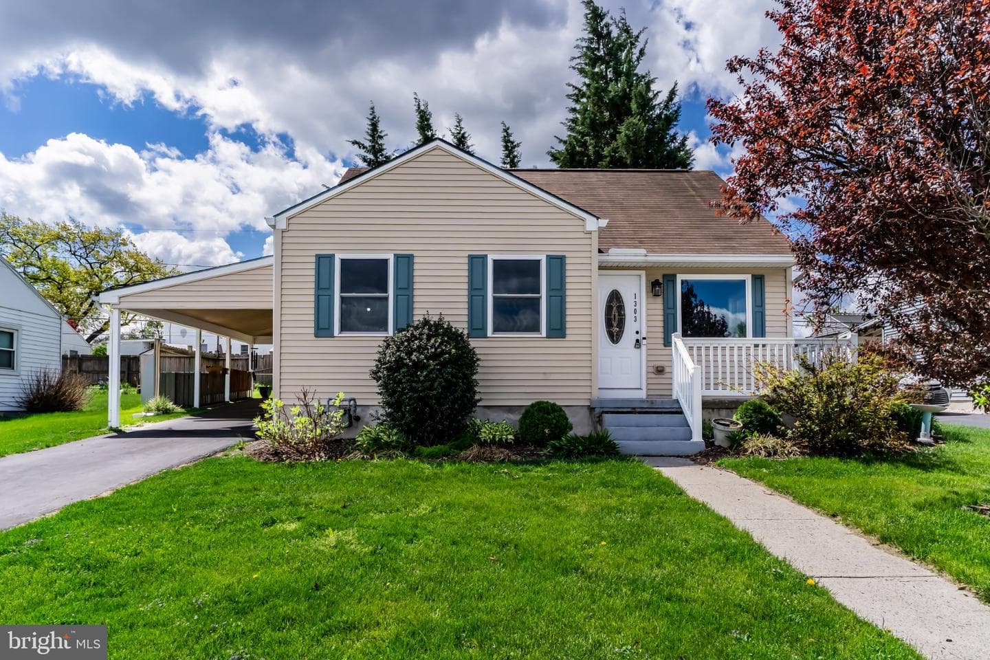 1303 Kingsley Road photo 1