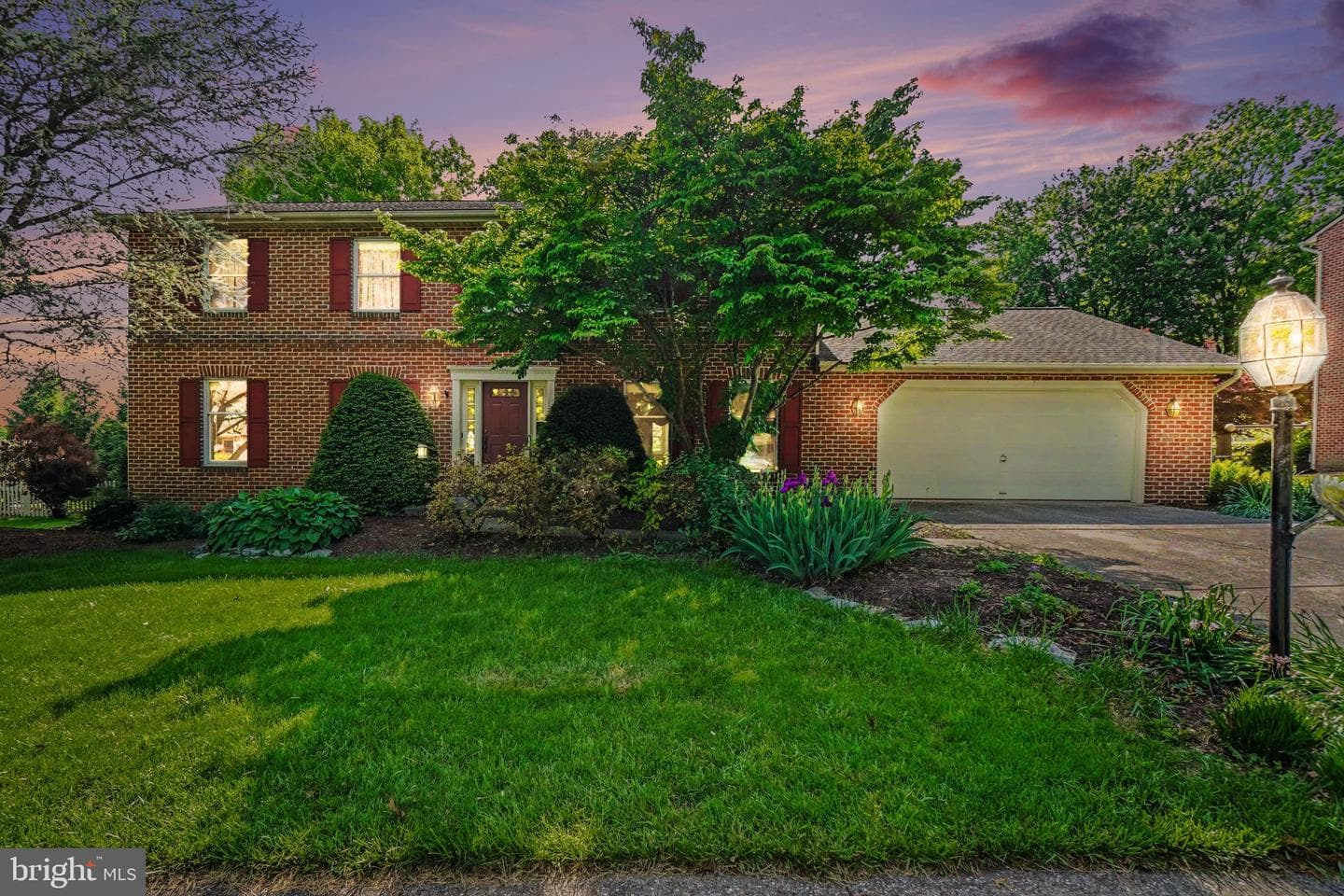 1204 E Powderhorn Road