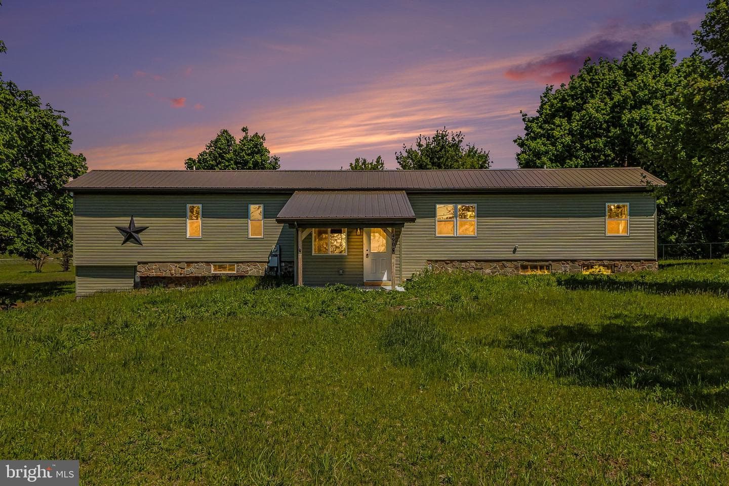 490 Shed Road photo 1
