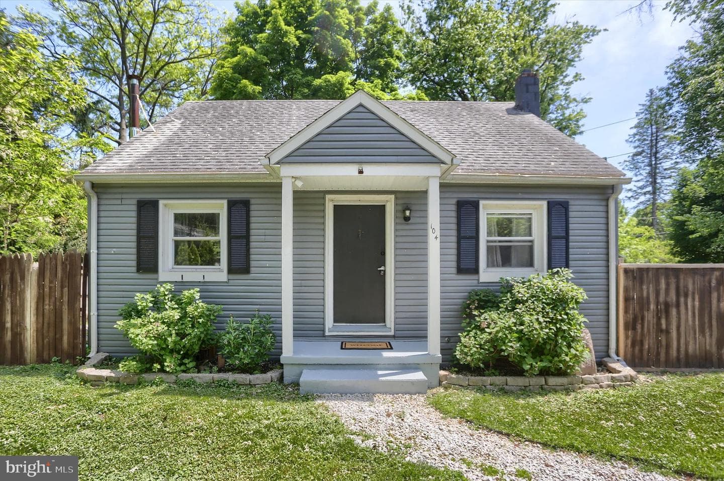 104 Clarkton Court photo 1