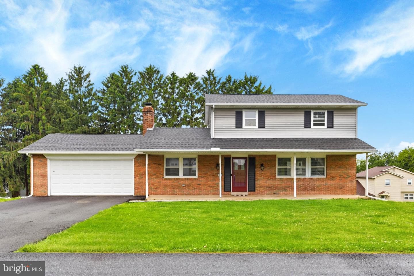 208 Fairway Drive