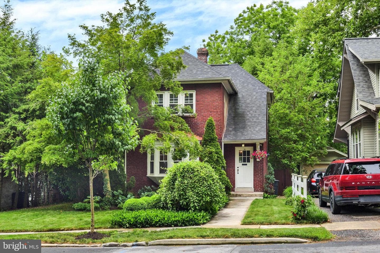 16 N 27th Street