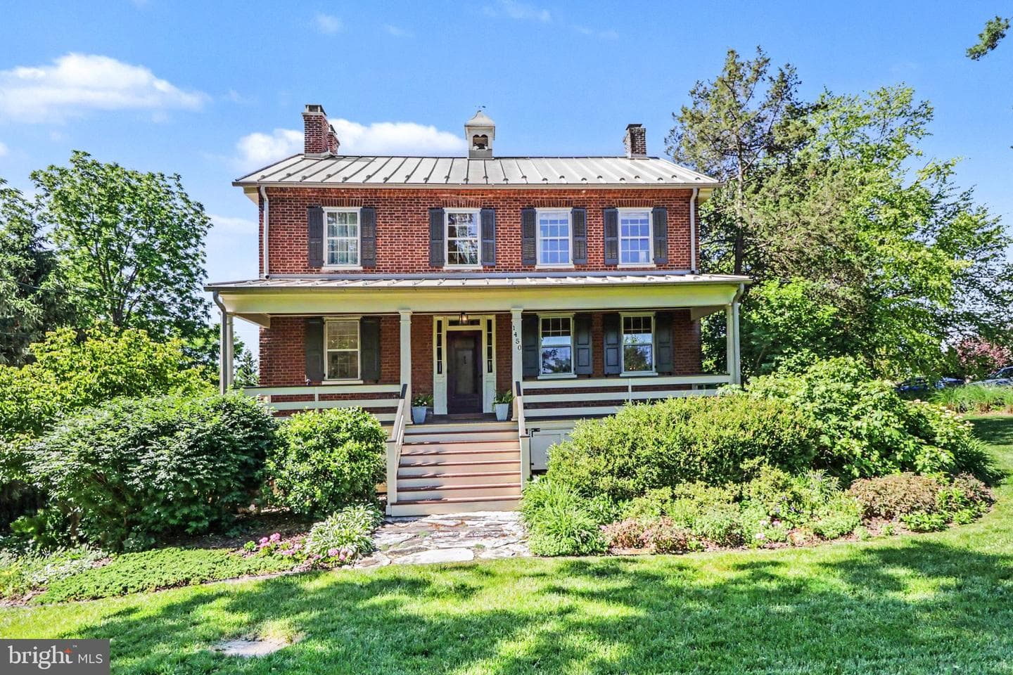 1450 Main Street
