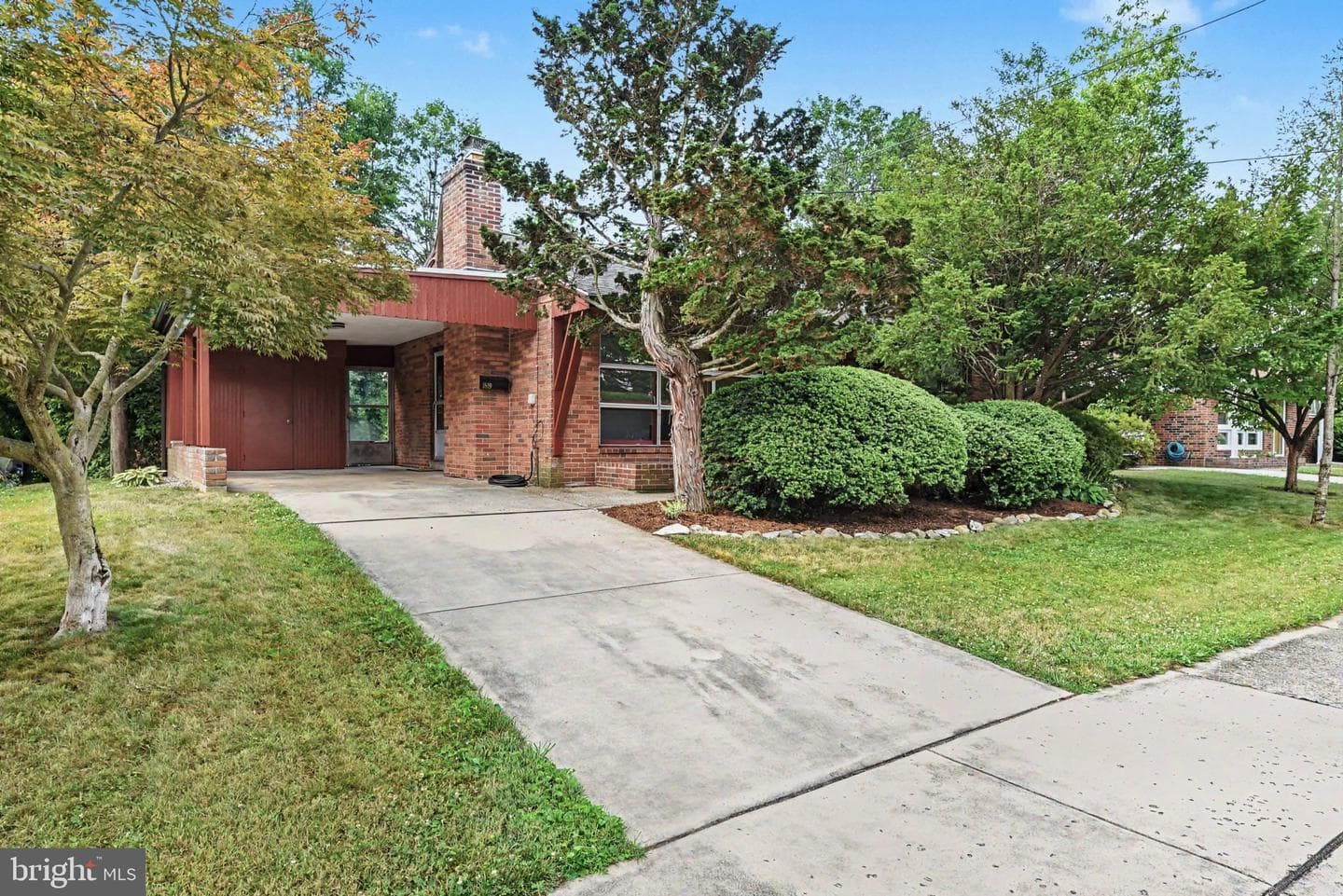 1819 Willow Road
