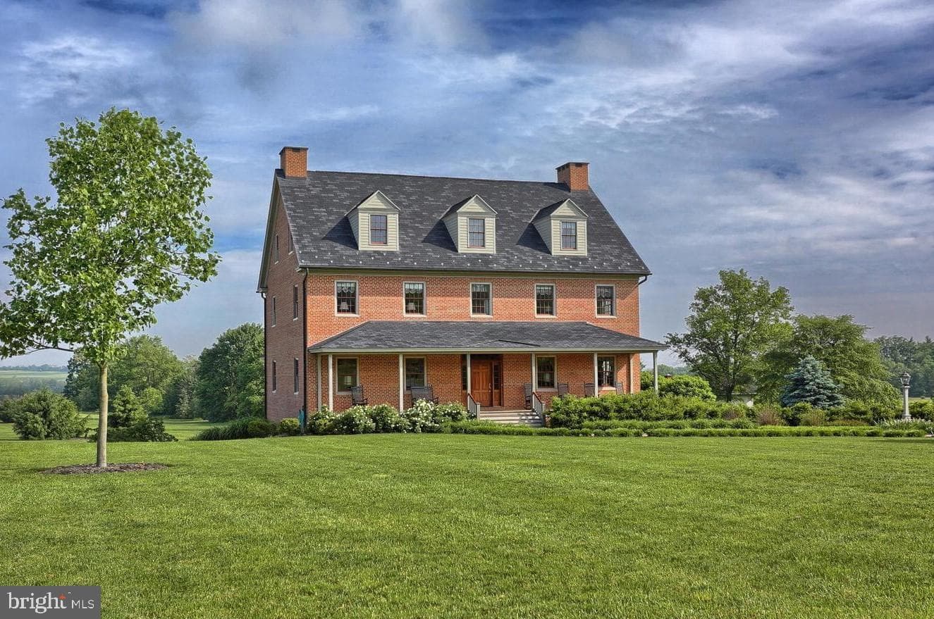60 Southside Drive, Newville