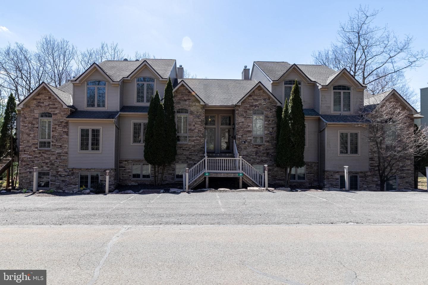 40 Mountainwoods Drive photo 1