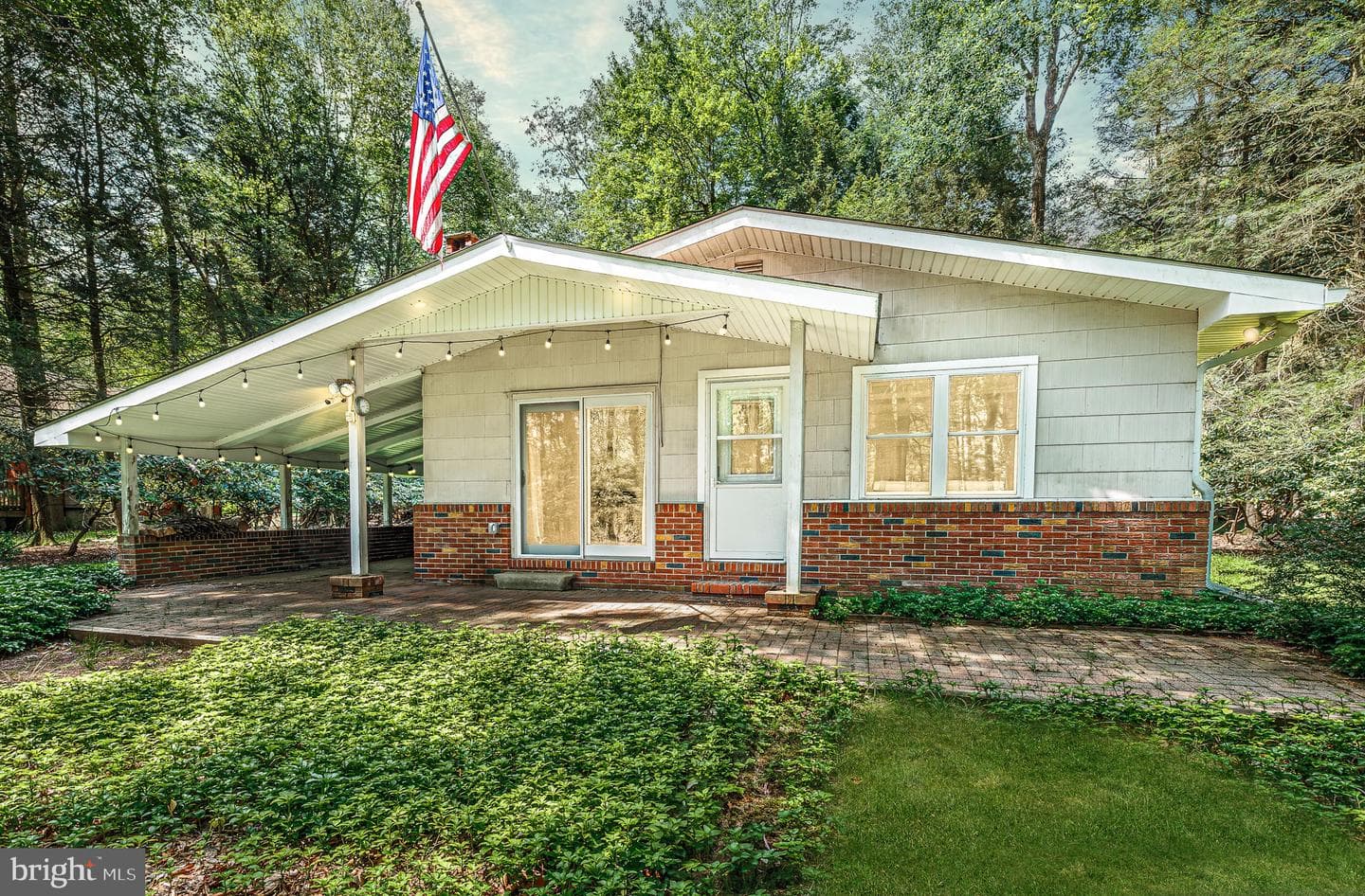 108 Mills Drive photo 1