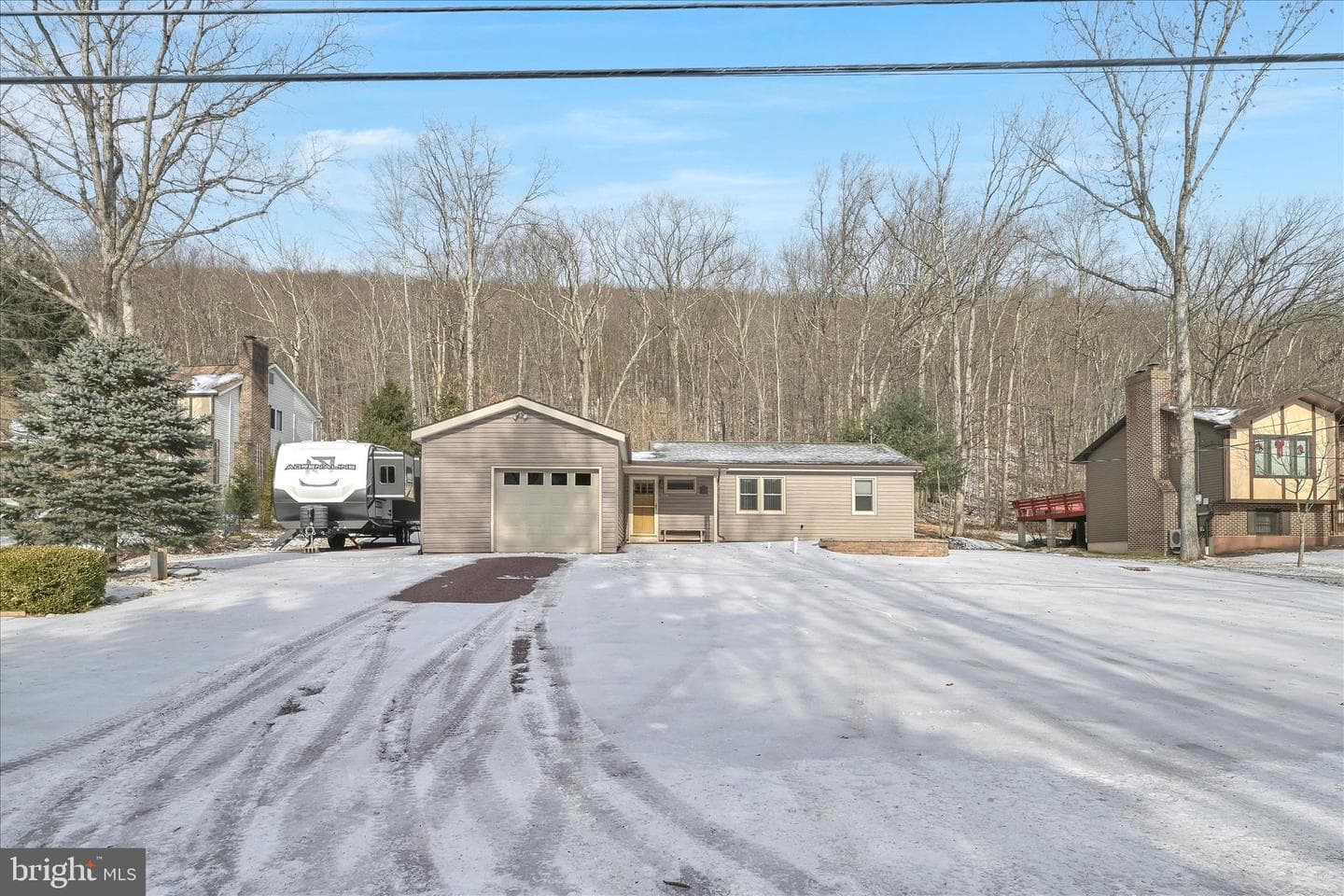 449 Lake Drive photo 1