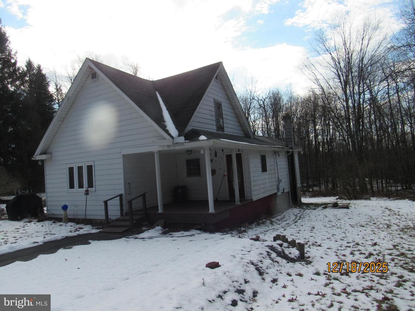 211 Gardenia Lane photo 1