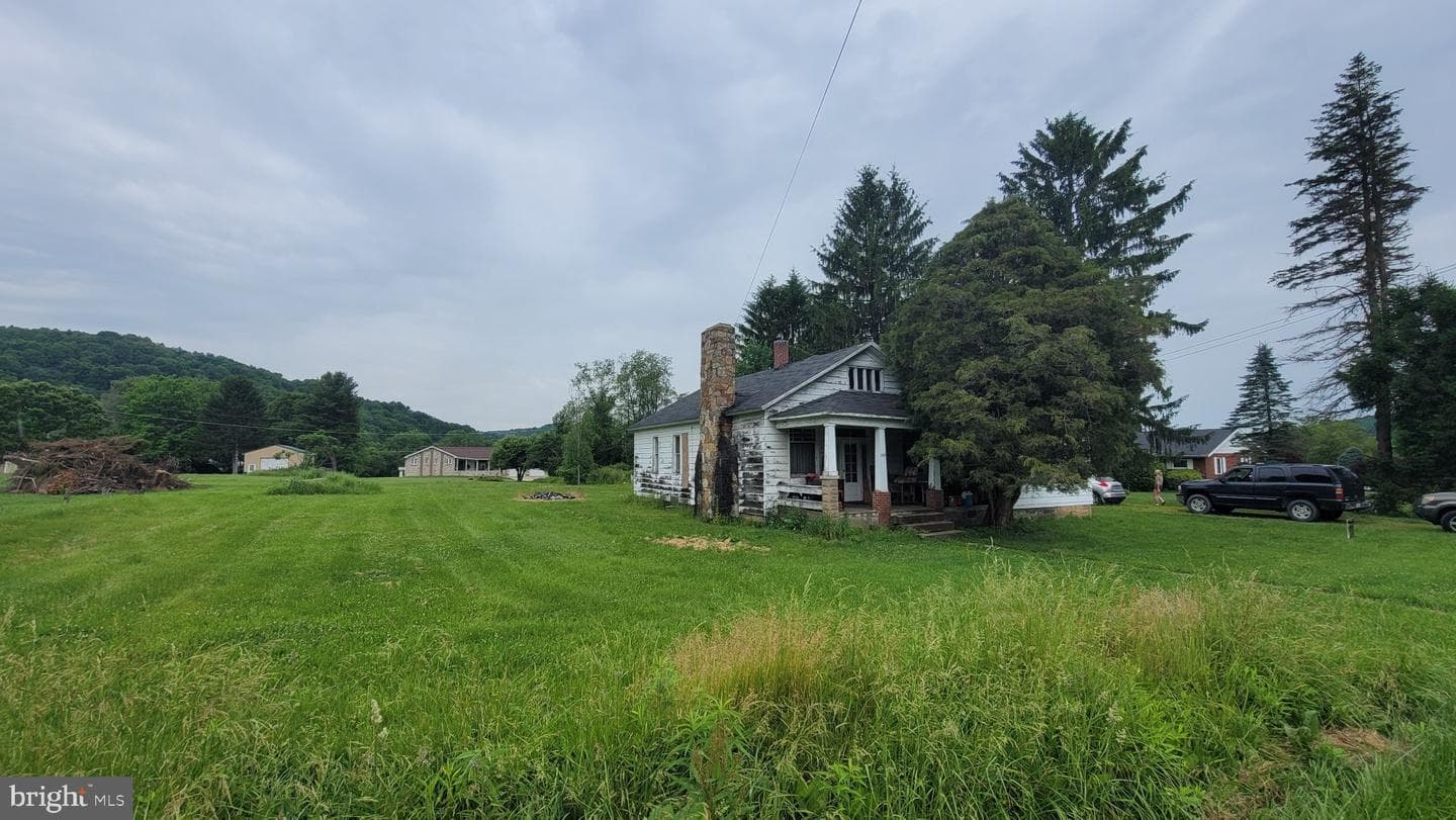1599 Union Street, Coalport