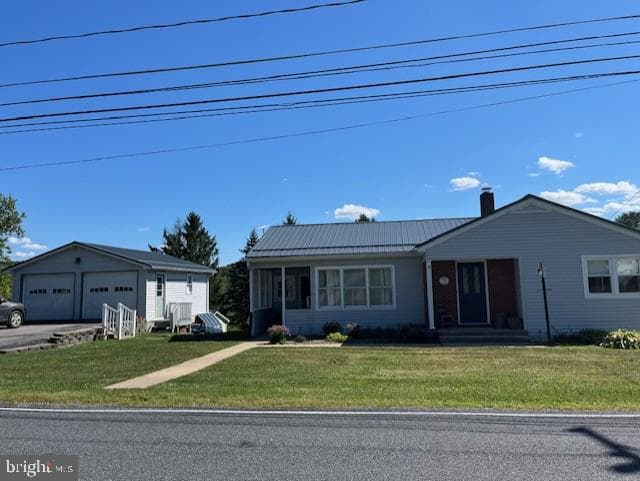 1176 Clarence Road photo 1