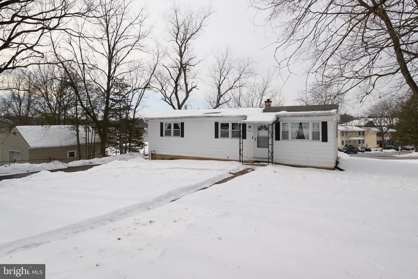 107 Edith Street photo 1