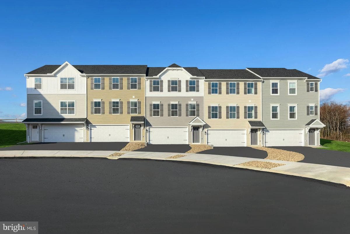 136 Isabella Circle #lot 208 photo 1