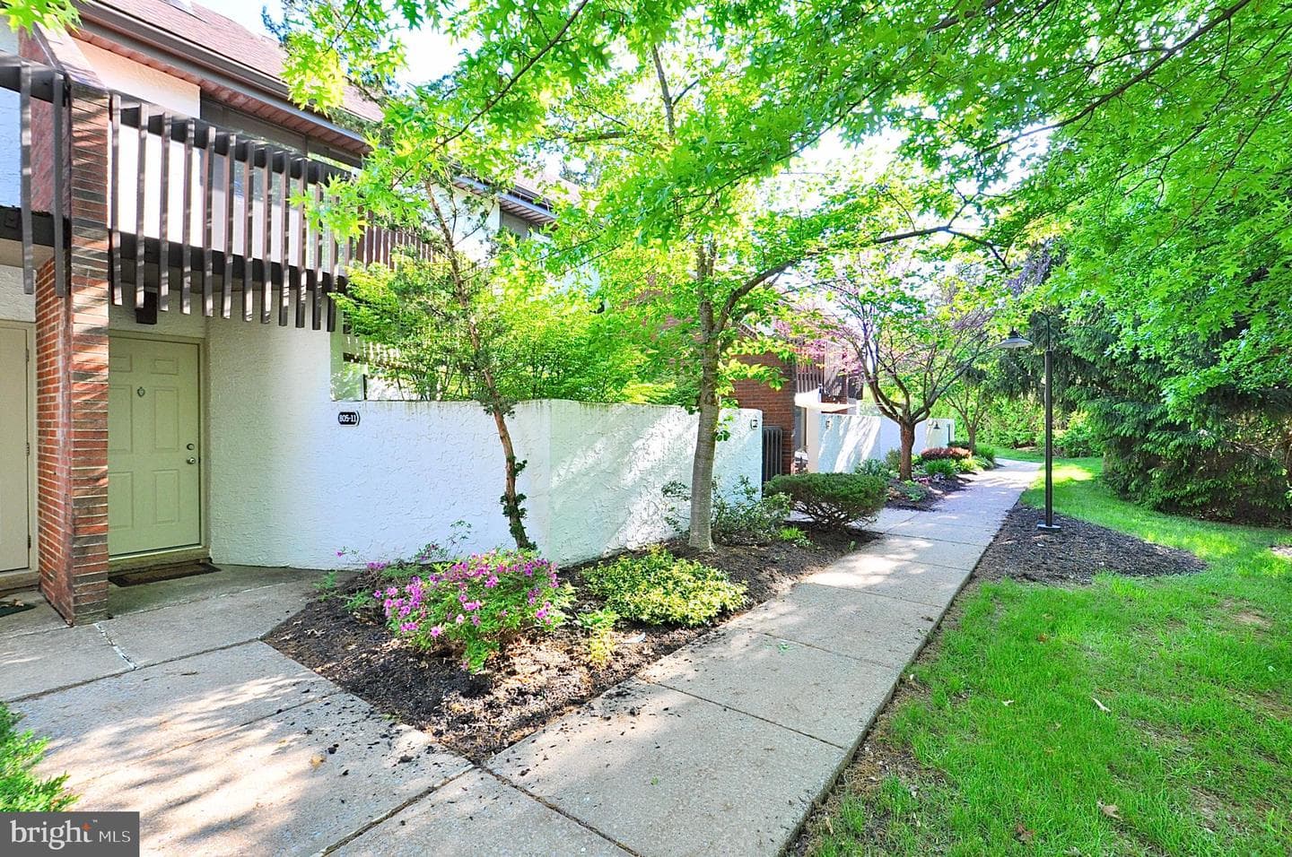 805 Stratford Drive #11 photo 1