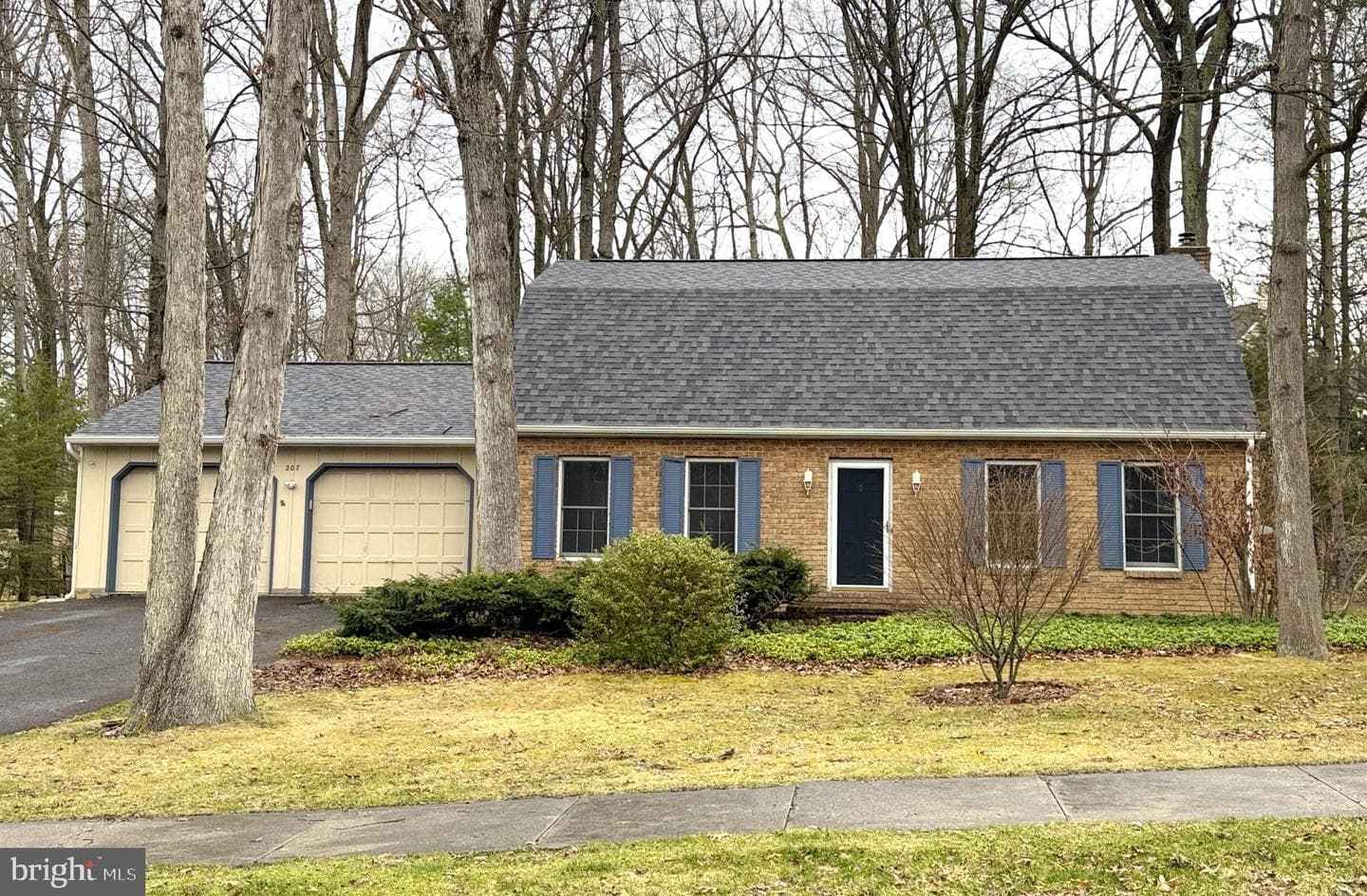 207 Canterbury Drive