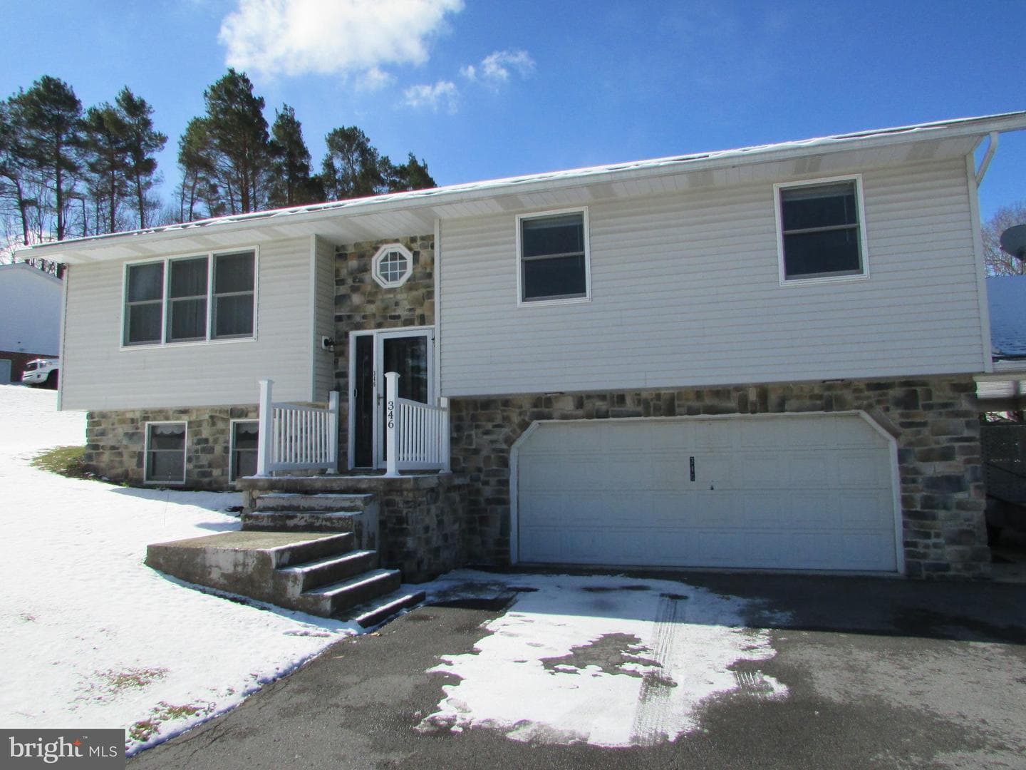 346 Lutz Lane