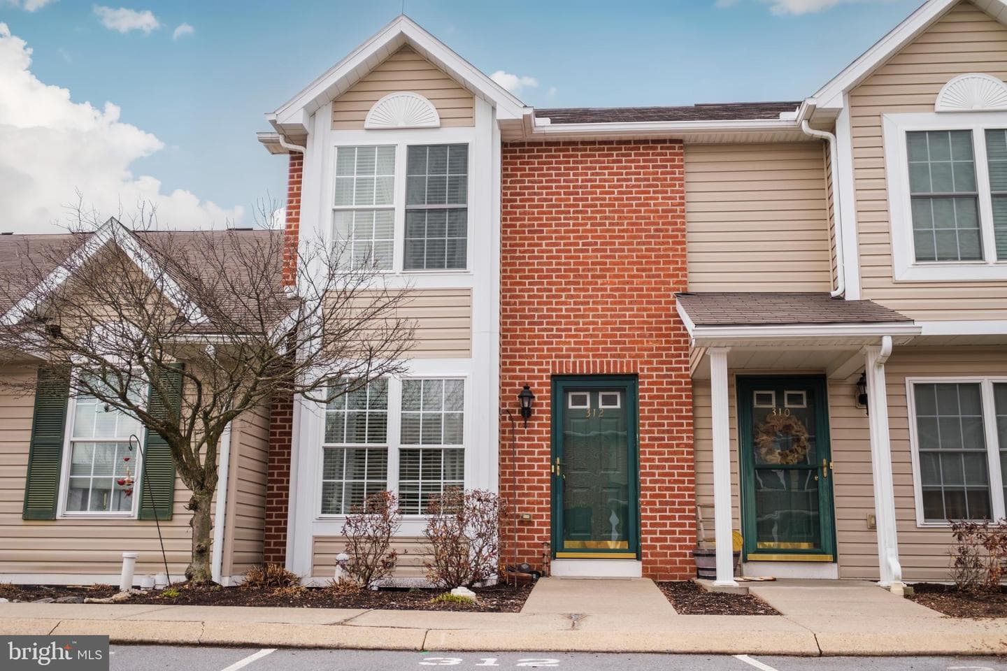 312 Pebble Lane
