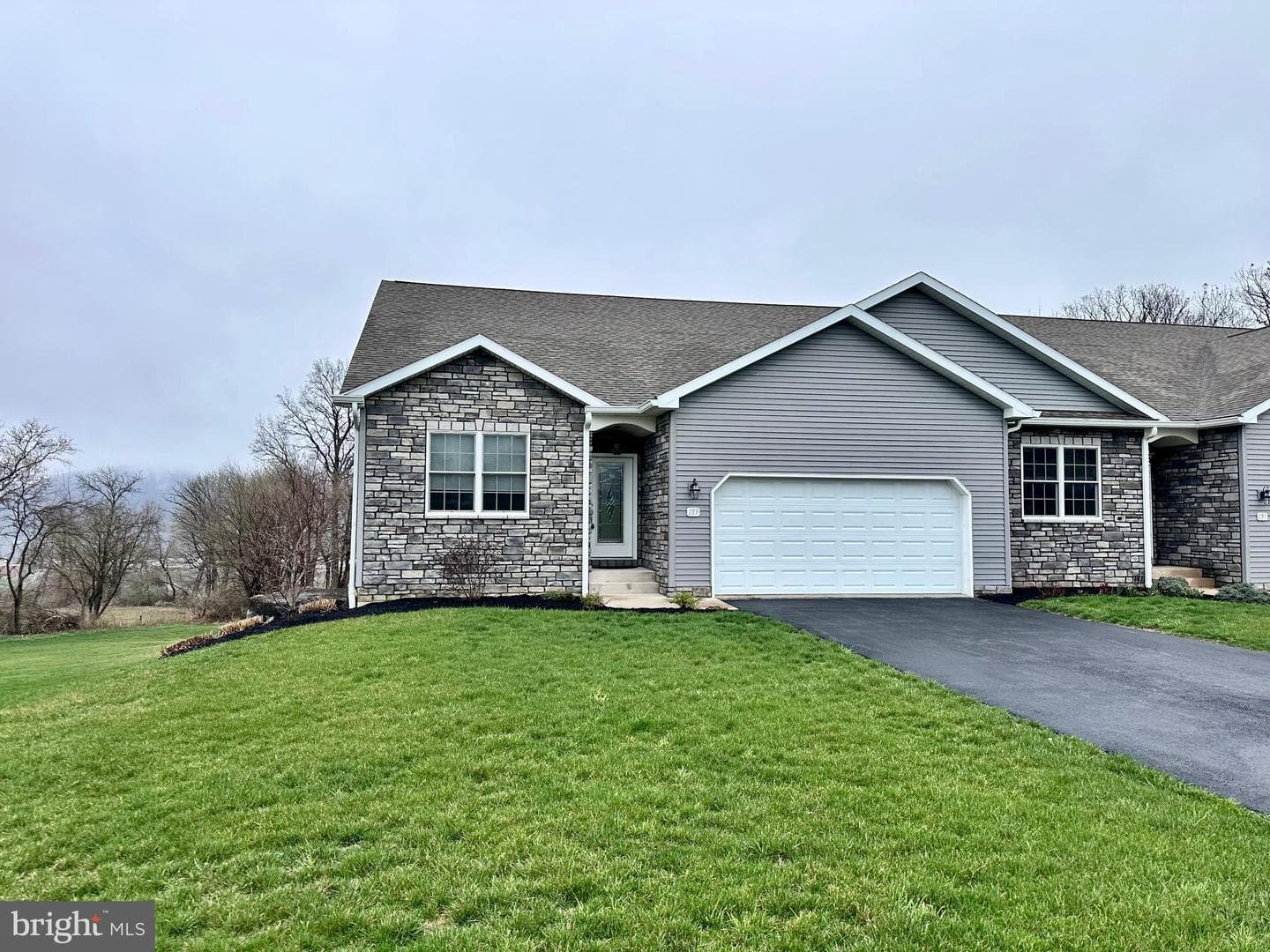 189 Bilberry Circle