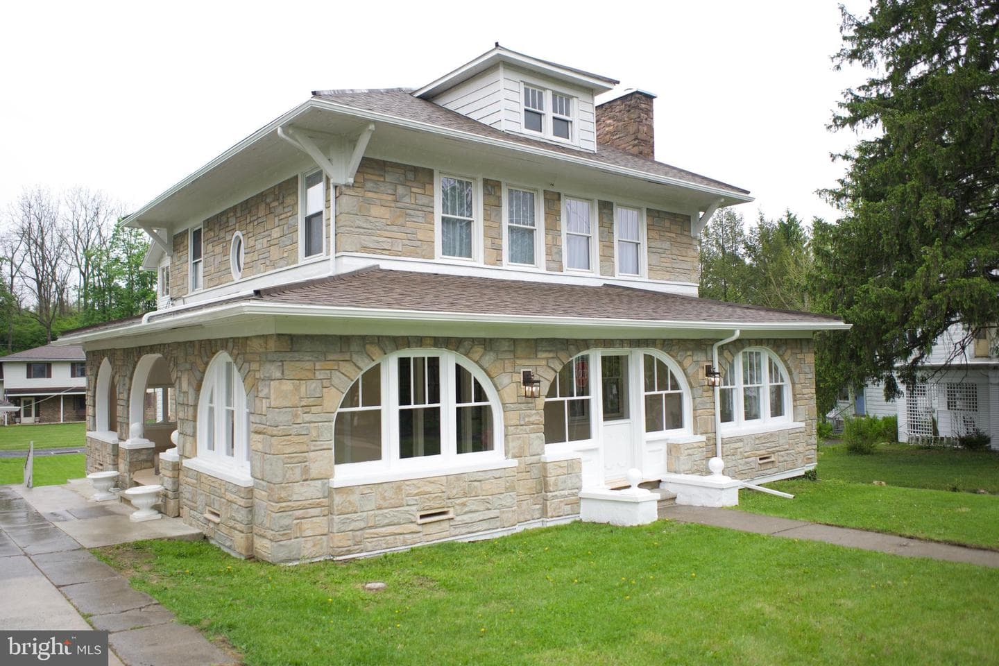 149 E Main Street