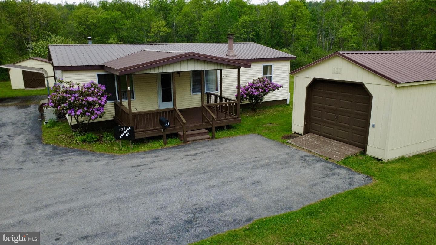 123 Knowles Drive