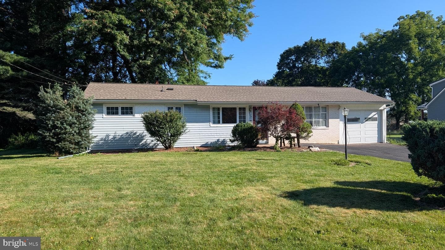 107 Horseshoe Circle, Pennsylvania Furnace