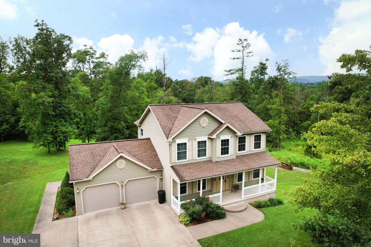 41 Slopeys Lane photo 1