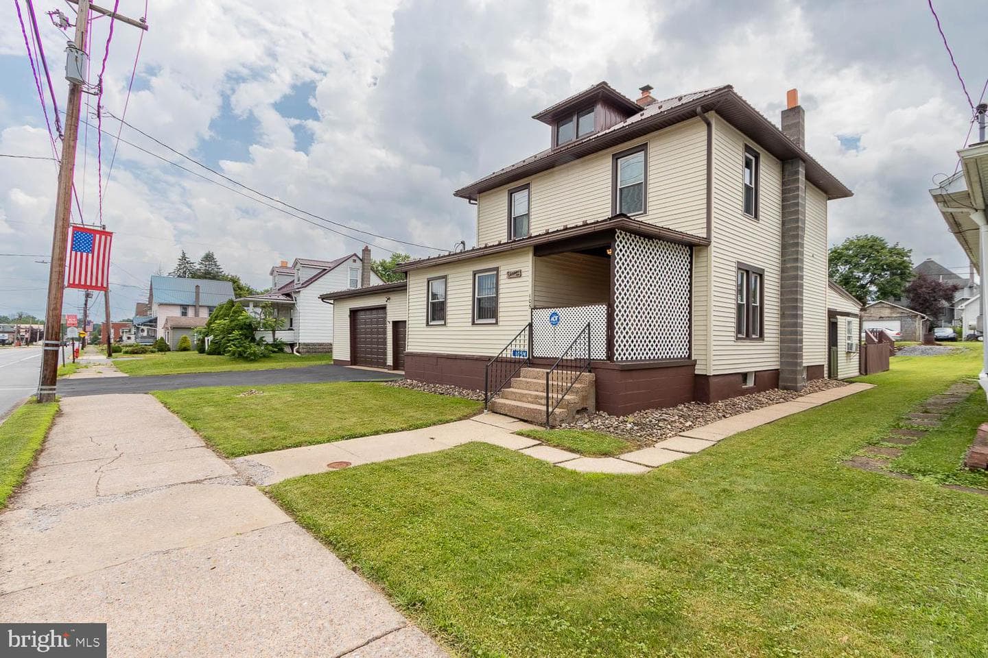 105 West Central Avenue photo 1