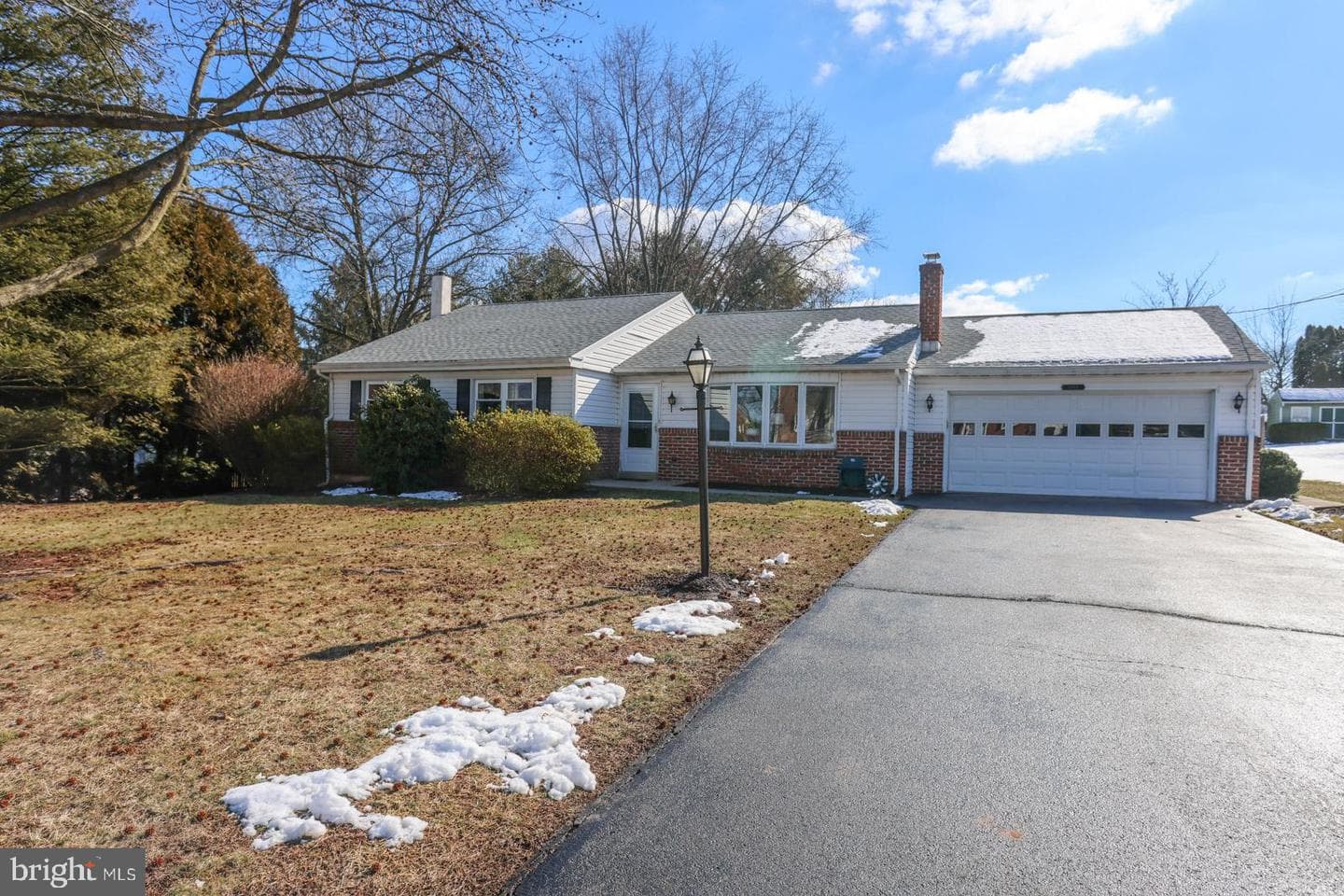 1034 S Keim Street photo 1
