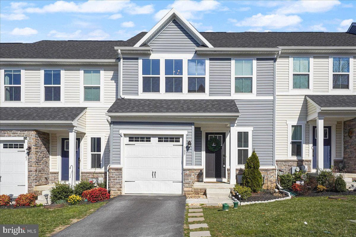 145 Mulberry Drive photo 1