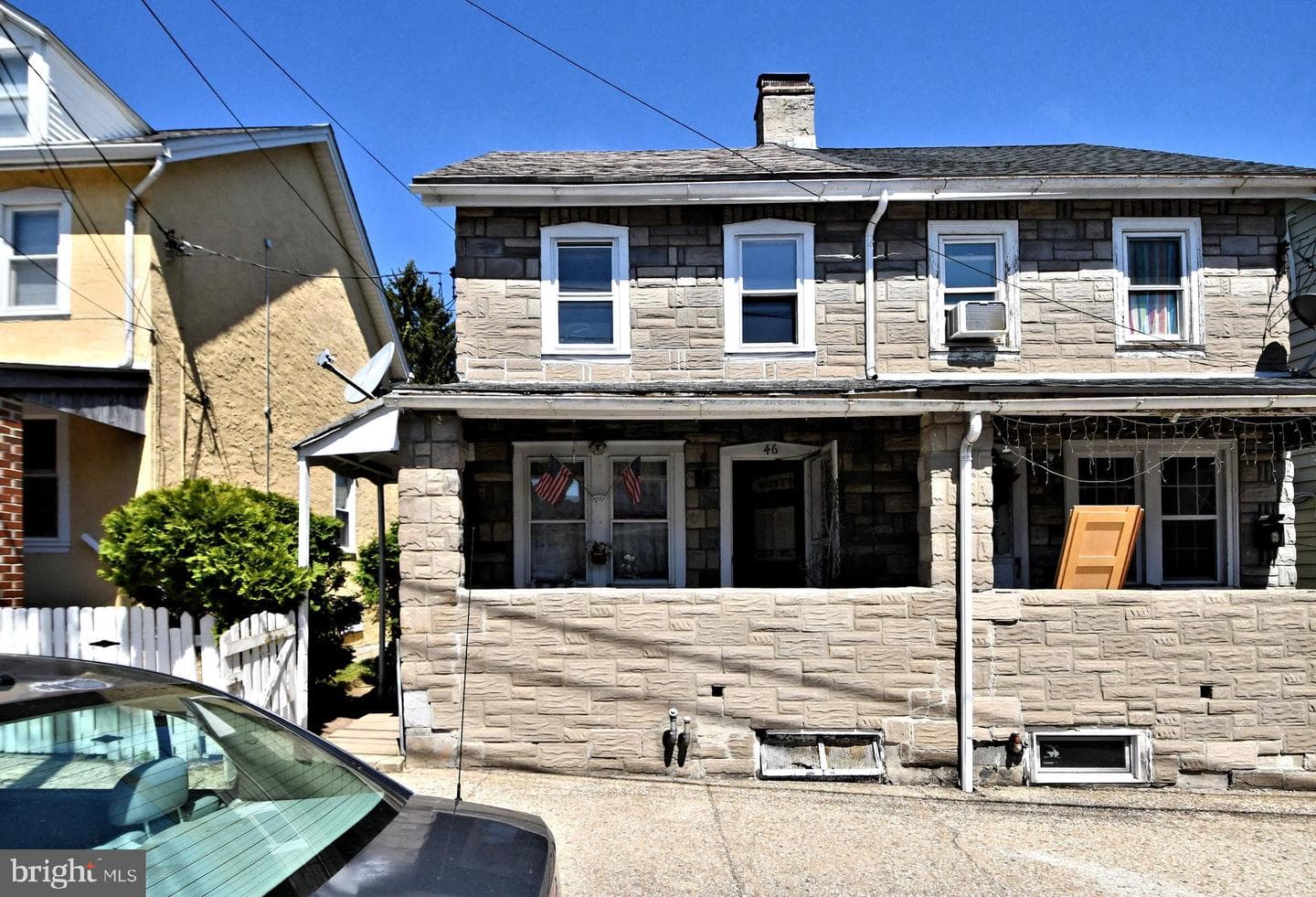 46 Walnut Street photo 1